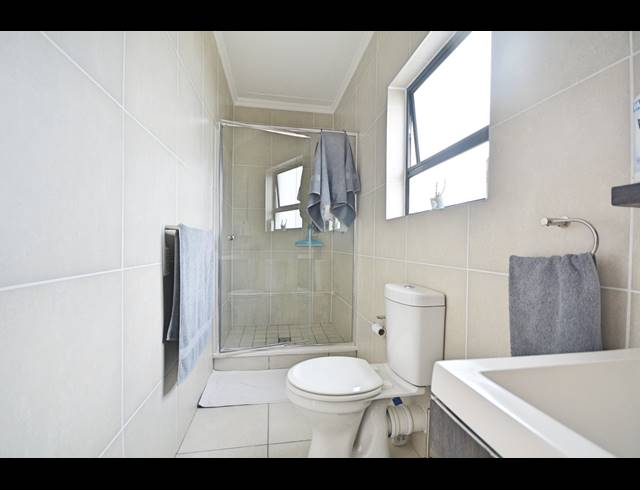 1 BEDROOM APARTMENT TO LET IN SANDOWN